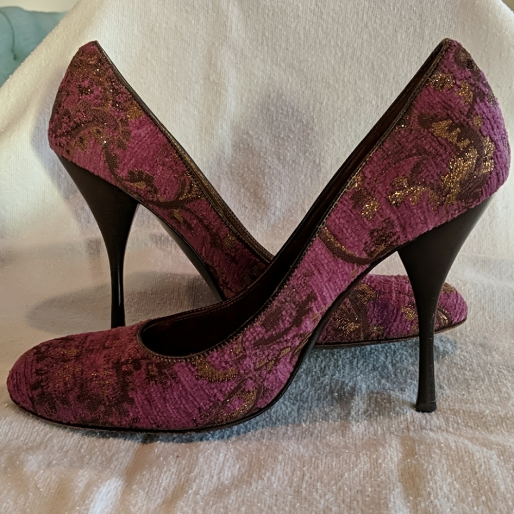 Gorgeous Round Toe Pump by BCBGMaxAzria